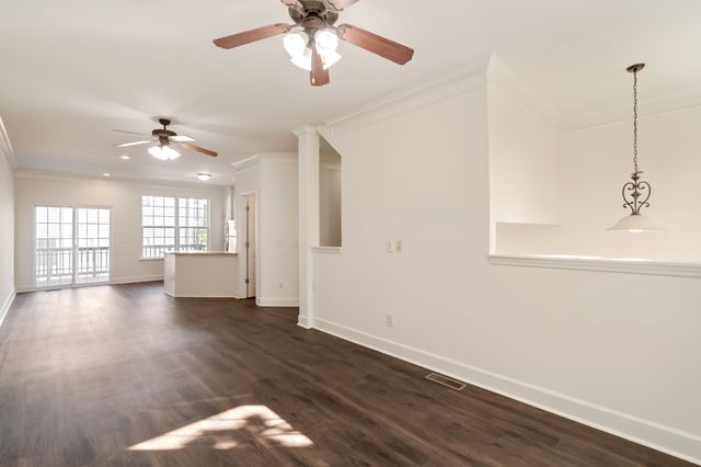 7407 Lords Chapel Dr, Nashville, TN 37211