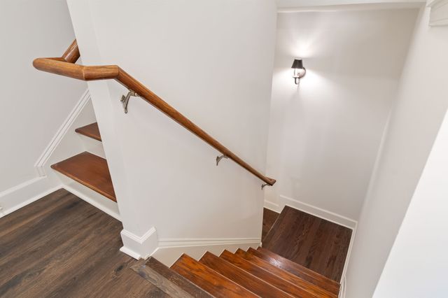 7407 Lords Chapel Dr, Nashville, TN 37211