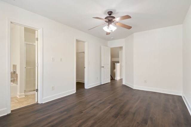 7407 Lords Chapel Dr, Nashville, TN 37211