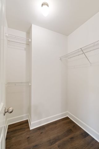 7407 Lords Chapel Dr, Nashville, TN 37211