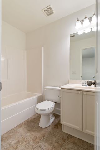 7407 Lords Chapel Dr, Nashville, TN 37211