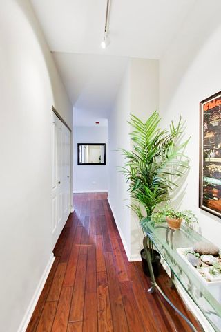 330 N JEFFERSON Street 1607, Chicago, IL 60661