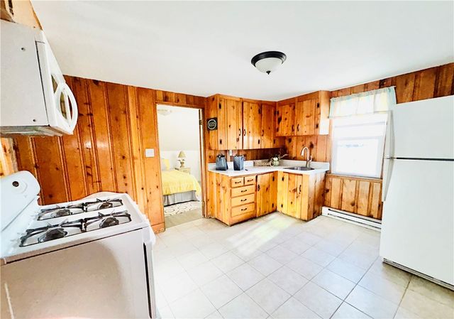86 Appleton Street 3R, Providence, RI 02909