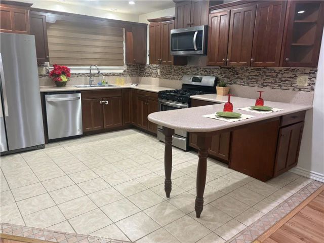 23435 Welby Way, West Hills, CA 91307