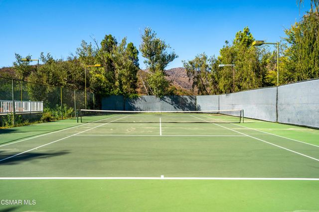 5744 Oak Bend Lane 108, Oak Park, CA 91377