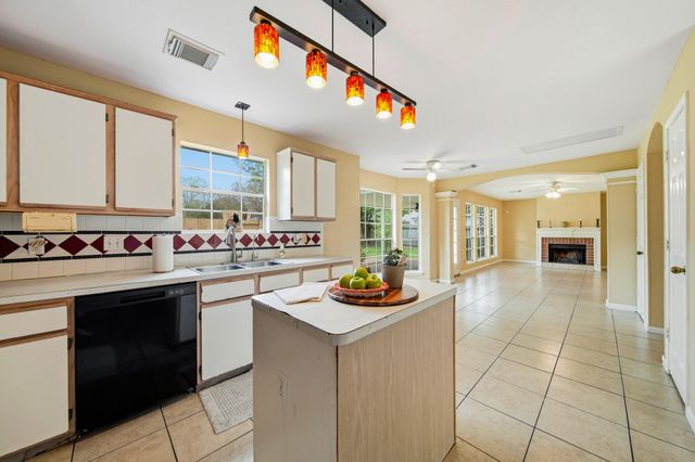 6403 Spring Creek, Houston, TX 77084