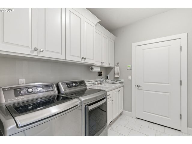 6231 Nw KLICKITAT Ct, Camas, WA 98607