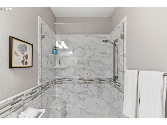 6231 Nw KLICKITAT Ct, Camas, WA 98607