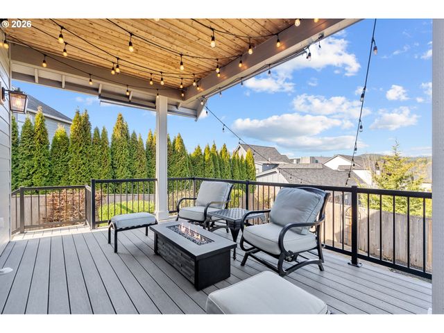 6231 Nw KLICKITAT Ct, Camas, WA 98607