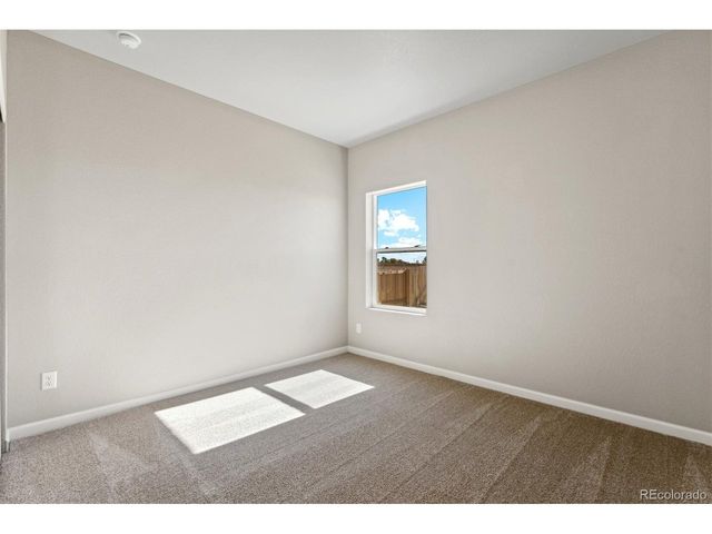 7401 Crystal Ave, Frederick, CO 80530