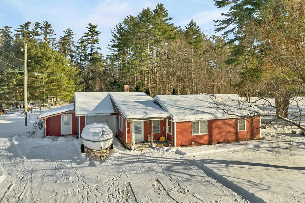 269 Tamworth Road, Tamworth, NH 03886