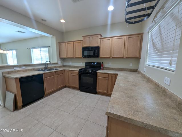 2363 N SMITHSONIAN Drive, Florence, AZ 85132