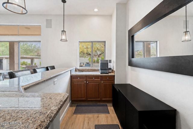 7600 E TAILFEATHER Drive, Scottsdale, AZ 85255