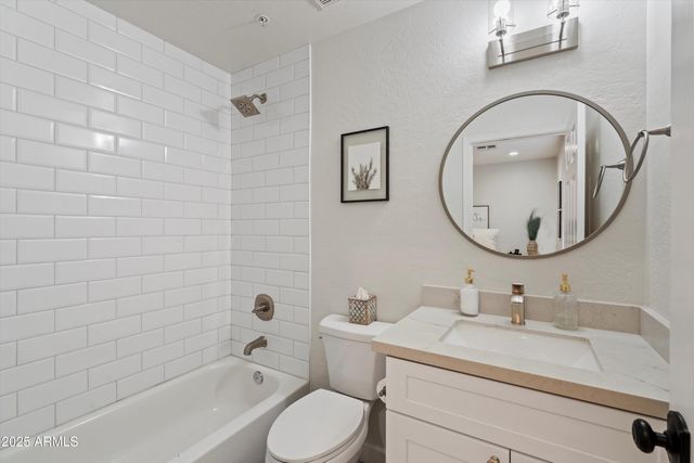 7600 E TAILFEATHER Drive, Scottsdale, AZ 85255