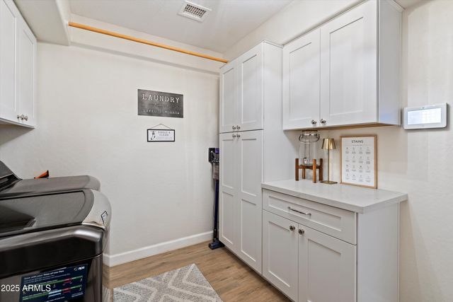 7600 E TAILFEATHER Drive, Scottsdale, AZ 85255