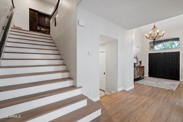 7600 E TAILFEATHER Drive, Scottsdale, AZ 85255