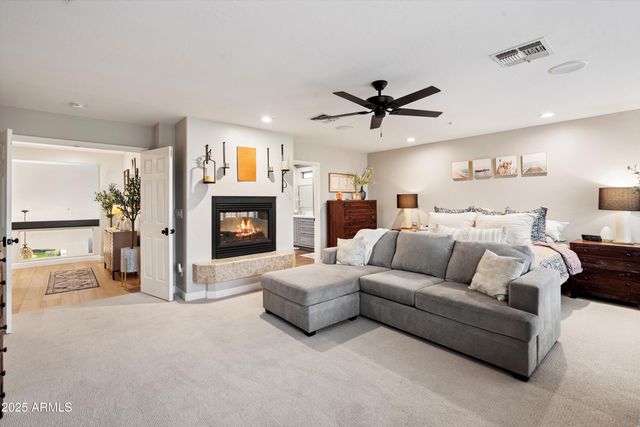 7600 E TAILFEATHER Drive, Scottsdale, AZ 85255