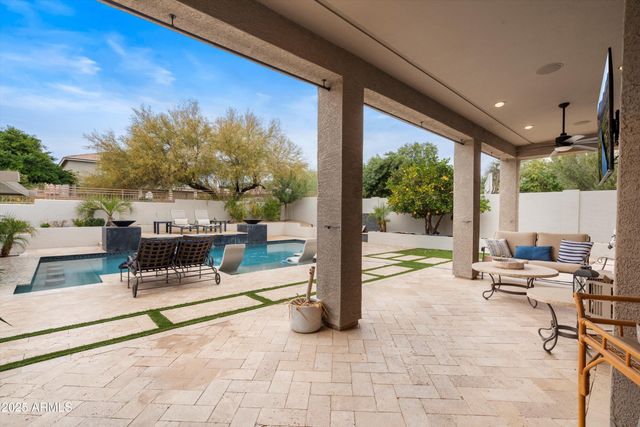 7600 E TAILFEATHER Drive, Scottsdale, AZ 85255