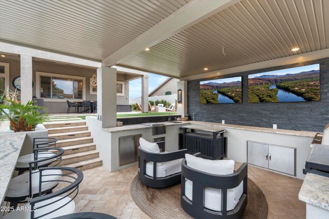 7600 E TAILFEATHER Drive, Scottsdale, AZ 85255