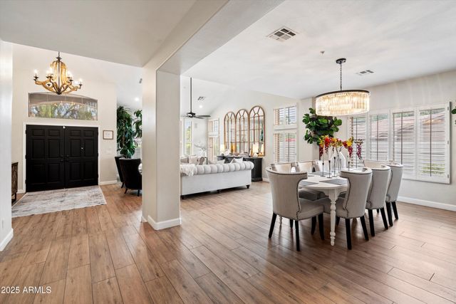 7600 E TAILFEATHER Drive, Scottsdale, AZ 85255