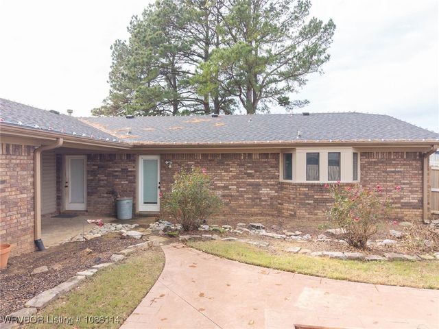 3001 S 106th Circle, Fort Smith, AR 72903