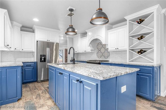 3001 S 106th Circle, Fort Smith, AR 72903