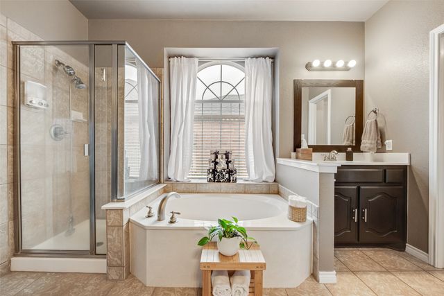 5209 Charisma Drive, Midlothian, TX 76065