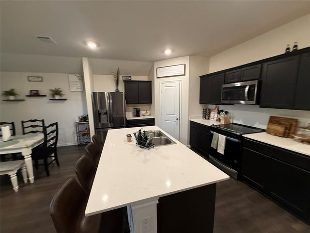 2944 Lawson Drive, Royse City, TX 75189