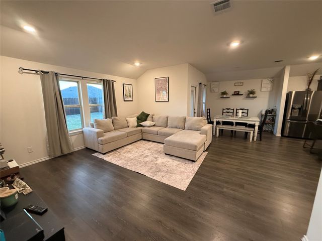 2944 Lawson Drive, Royse City, TX 75189