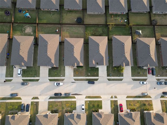 2944 Lawson Drive, Royse City, TX 75189