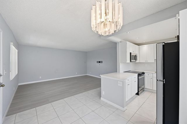 422 Burgundy I, Delray Beach, FL 33484
