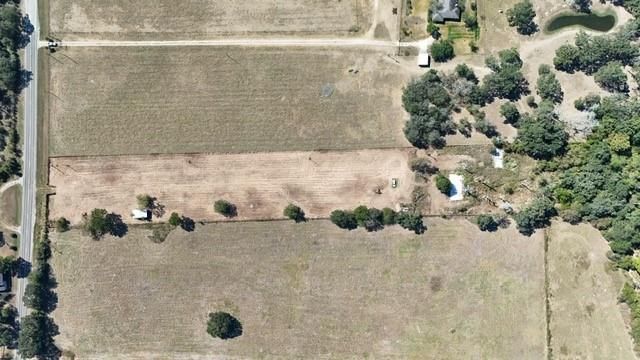 37880 Fm 1736 Road, Hempstead, TX 77445