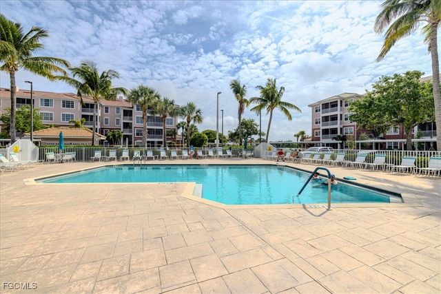 11701 Olivetti LN 202, Fort Myers, FL 33908