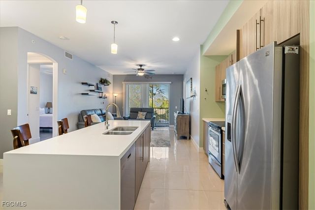 11701 Olivetti LN 202, Fort Myers, FL 33908