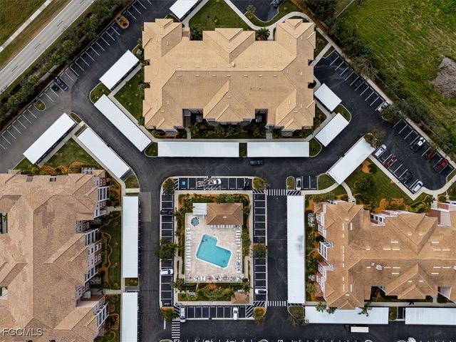 11701 Olivetti LN 202, Fort Myers, FL 33908