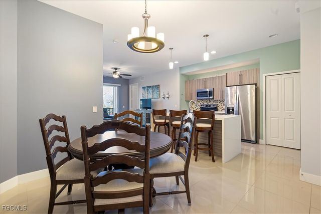 11701 Olivetti LN 202, Fort Myers, FL 33908