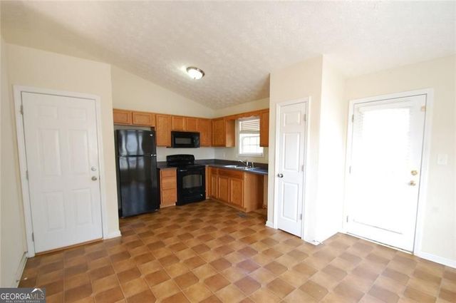 110 Rockefeller Lane, Dallas, GA 30157