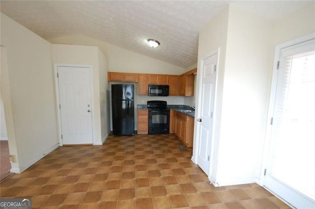 110 Rockefeller Lane, Dallas, GA 30157