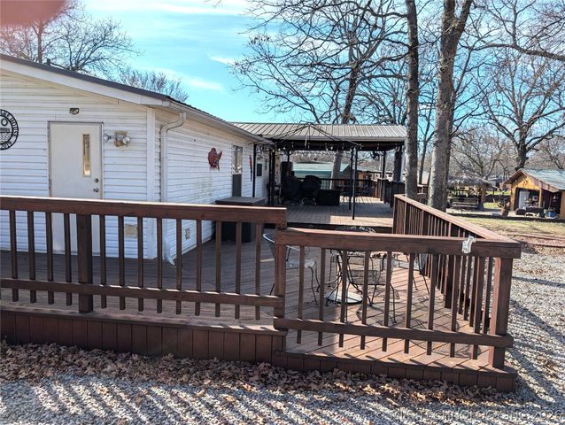 421189 E 1148 Road, Eufaula, OK 74432