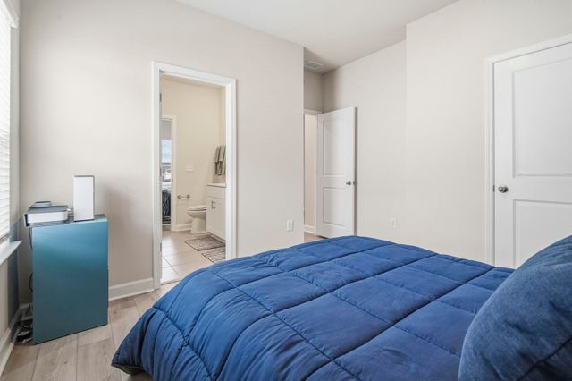 2413 Grand Meadow Dr., Longs, SC 29568