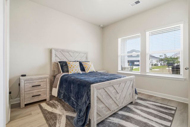 2413 Grand Meadow Dr., Longs, SC 29568