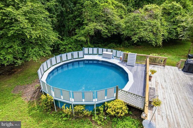 1400 PONDS WOOD RD, Huntingtown, MD 20639