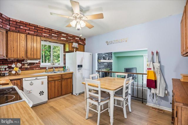 1400 PONDS WOOD RD, Huntingtown, MD 20639