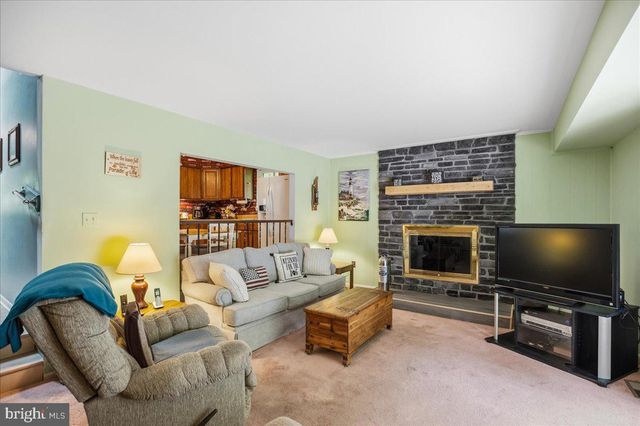 1400 PONDS WOOD RD, Huntingtown, MD 20639
