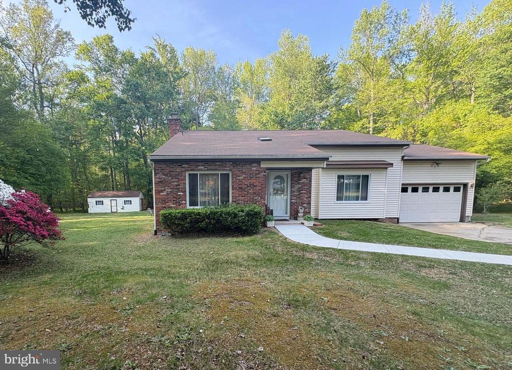1400 PONDS WOOD RD, Huntingtown, MD 20639