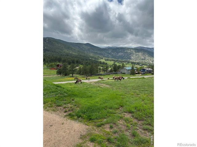 48 Button Rock Road, Lyons, CO 80540