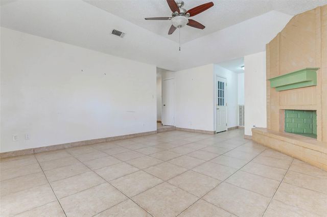 4247 Southchase Lane, Houston, TX 77014