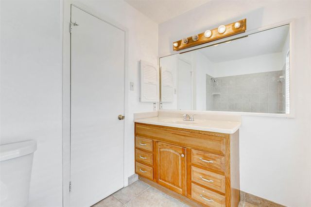 4247 Southchase Lane, Houston, TX 77014