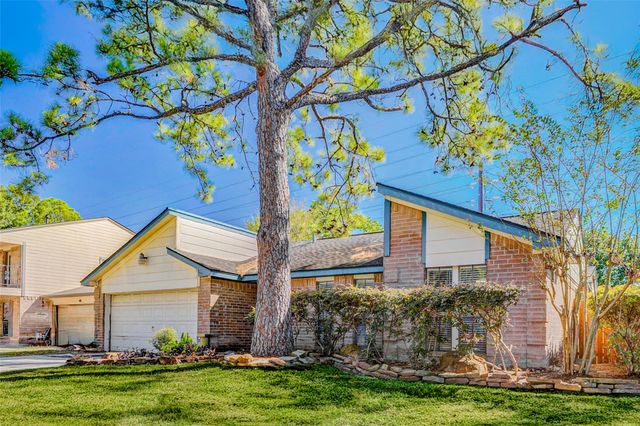 4247 Southchase Lane, Houston, TX 77014