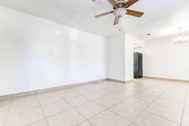 4247 Southchase Lane, Houston, TX 77014